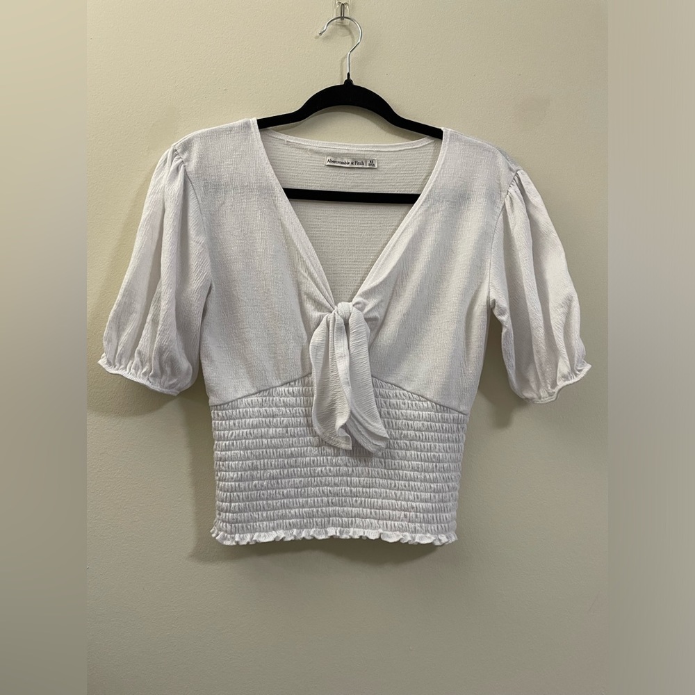 Abercrombie & Fitch‎ Tie Front Crop Top - XS